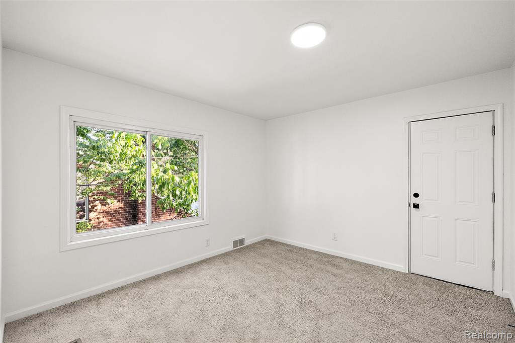 4657 Courville Street, Detroit, MI 48224 — Photo 28