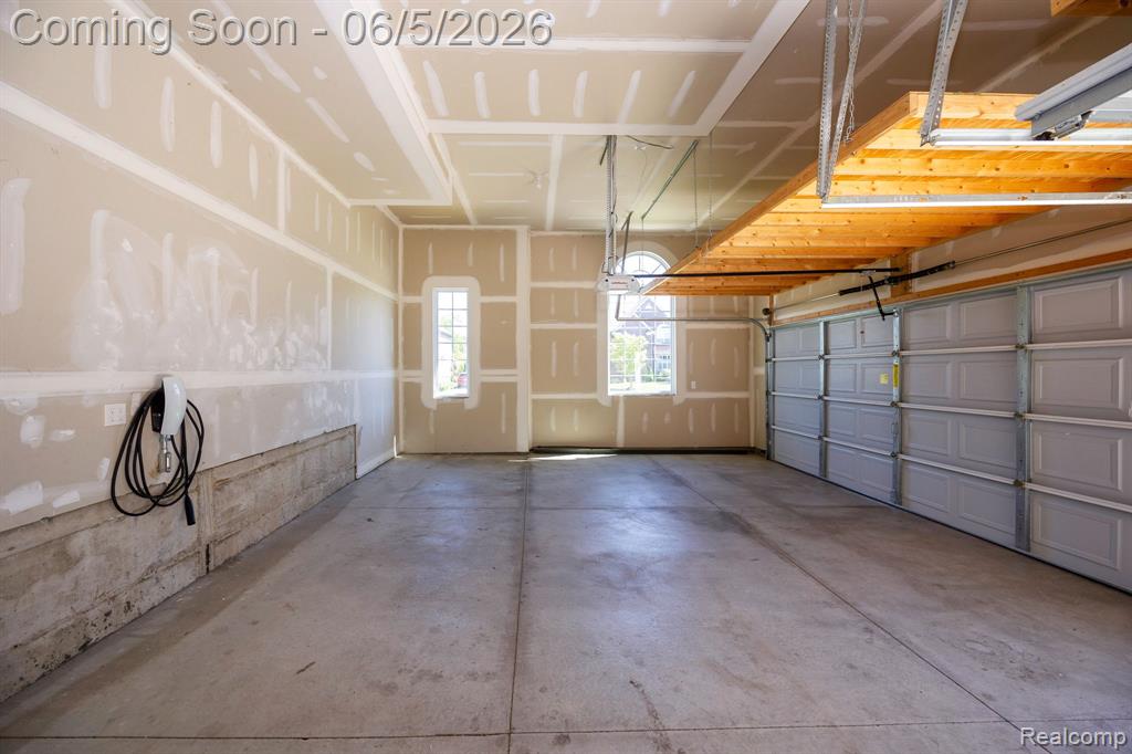 57558 Stoneleigh Drive, South Lyon, MI 48178 — Photo 71