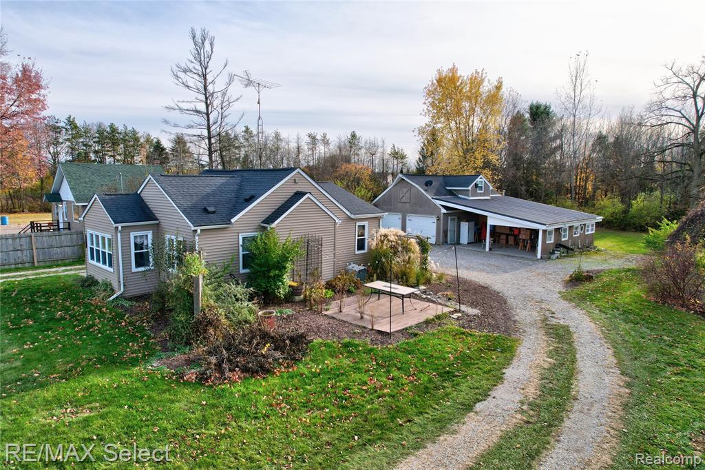 6571 River Road, Flushing, MI 48433 — Photo 10
