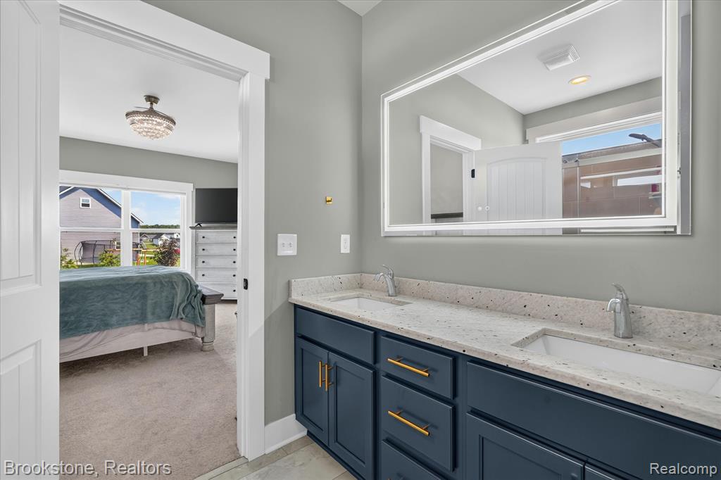 9830 Loretta Lane, South Lyon, MI 48178 — Photo 24