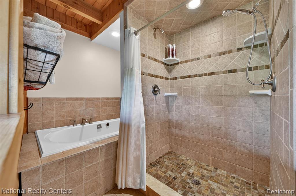 12426 Shaffer Road, Davisburg, MI 48350 — Photo 15
