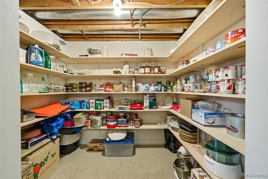 5893 Dawn Ridge Drive, Troy, MI 48098 — Photo 27
