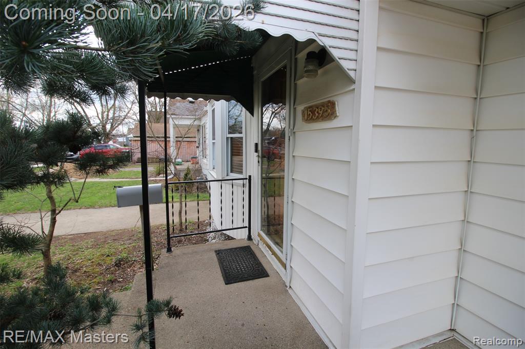 15395 Centralia, Redford, MI 48239 — Photo 4