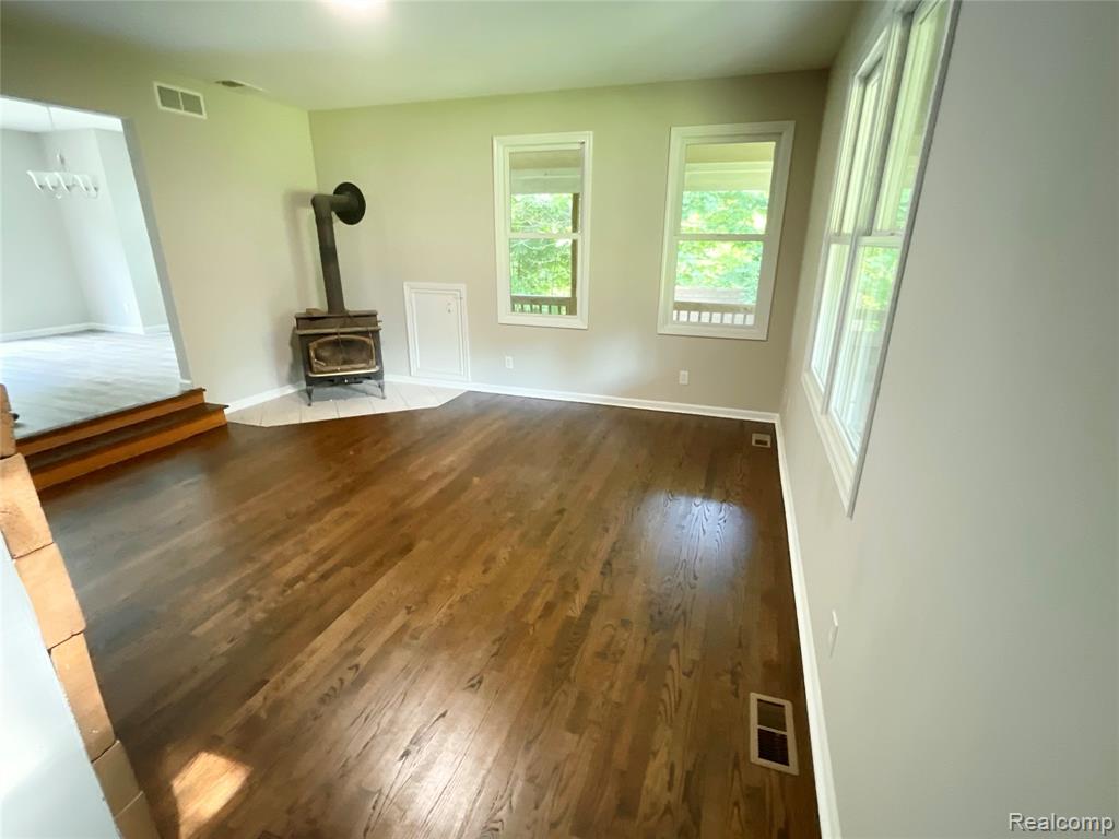 3425 Sutton Road, Dryden, MI 48428 — Photo 15
