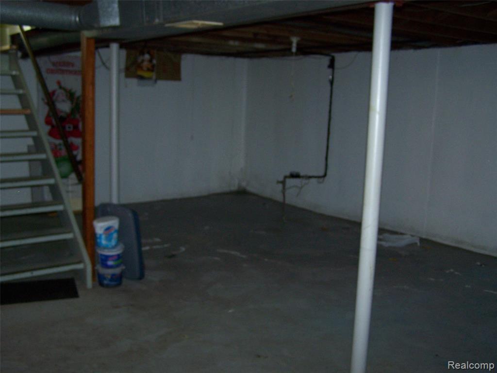 4923 ALPHA Way, Flint, MI 48506 — Photo 14