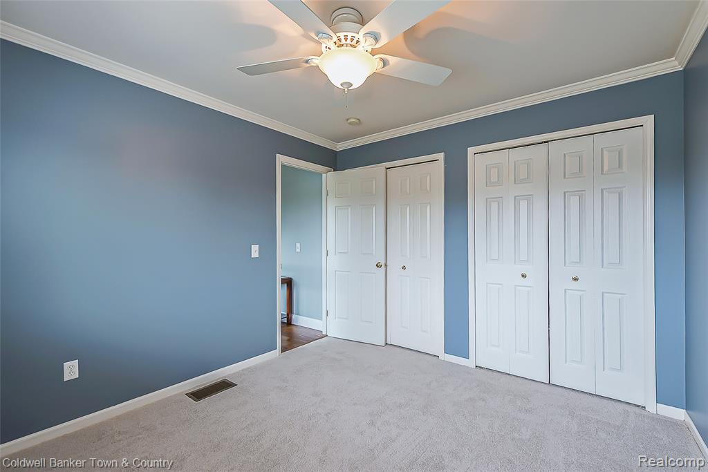 9344 Huron Park Drive, Brighton, MI 48116 — Photo 29