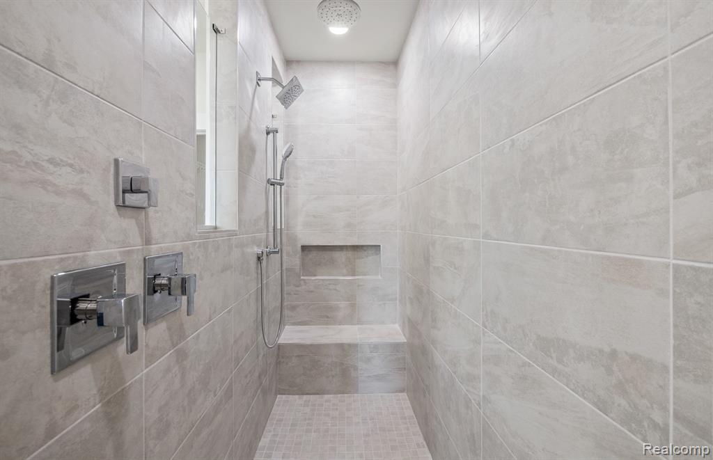 707 West Spaniel Drive, Ann Arbor, MI 48108 — Photo 15