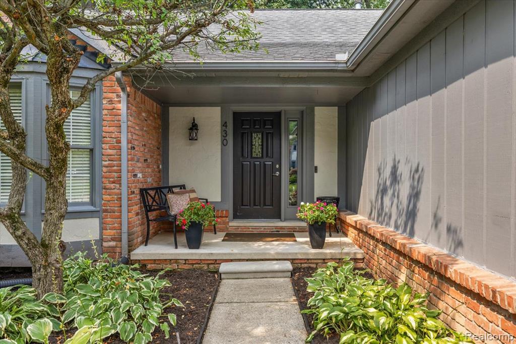 430 Eckford Drive, Troy, MI 48085 — Photo 3