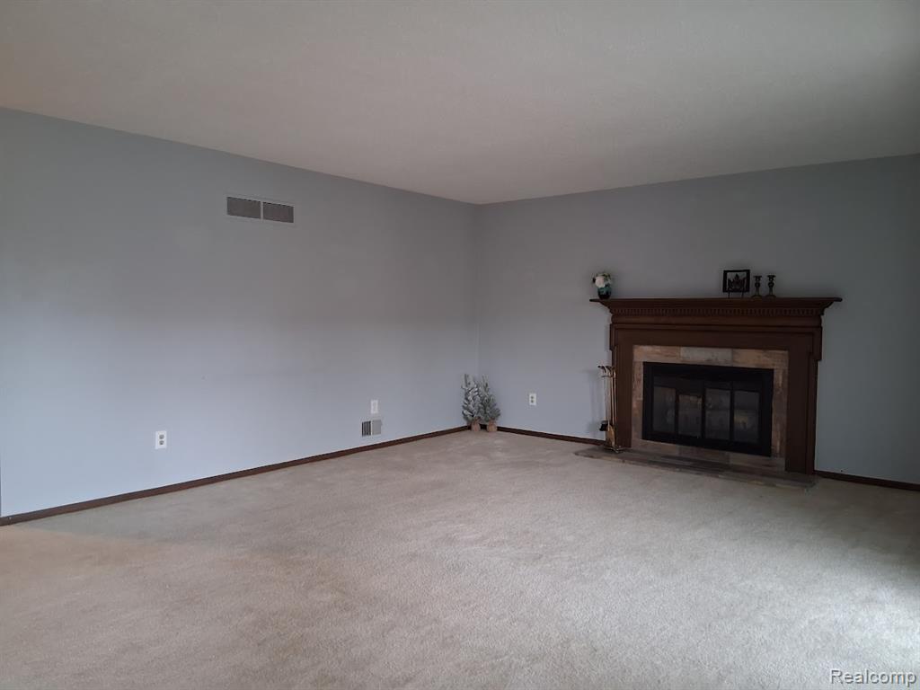 8510 S Pepper Ridge Drive S, Grand Blanc, MI 48439 — Photo 7