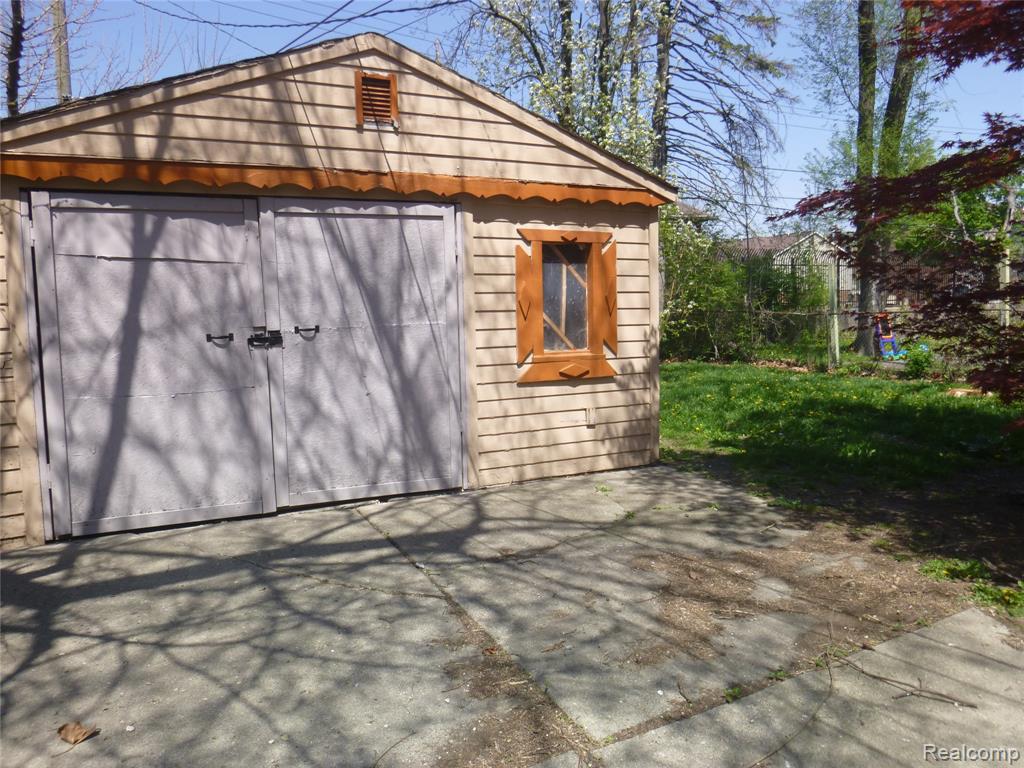 10078 Heyden Court, Detroit, MI 48228 — Photo 14