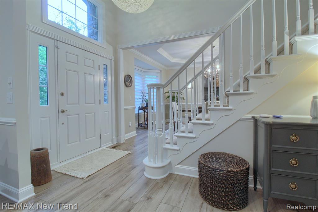 49698 Timber Trail, Novi, MI — Photo 6