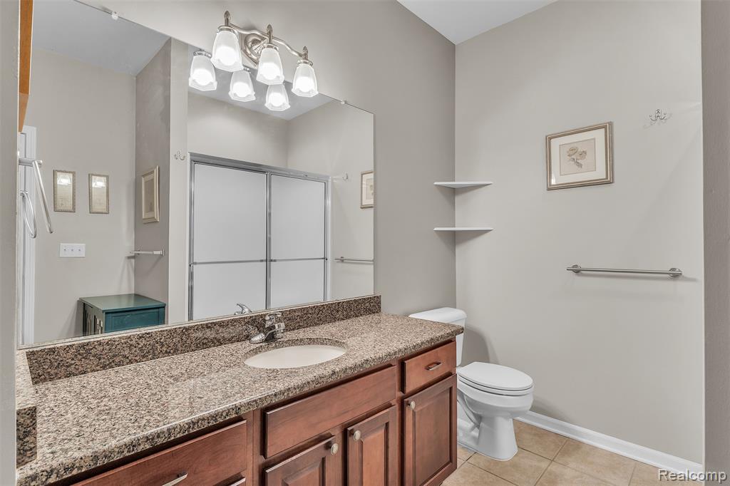 1155 Abbey Court, Westland, MI — Photo 41