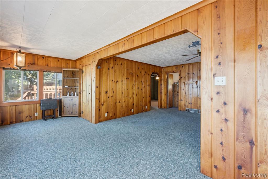 16372 Oak Hill Drive, Fenton, MI 48430 — Photo 10