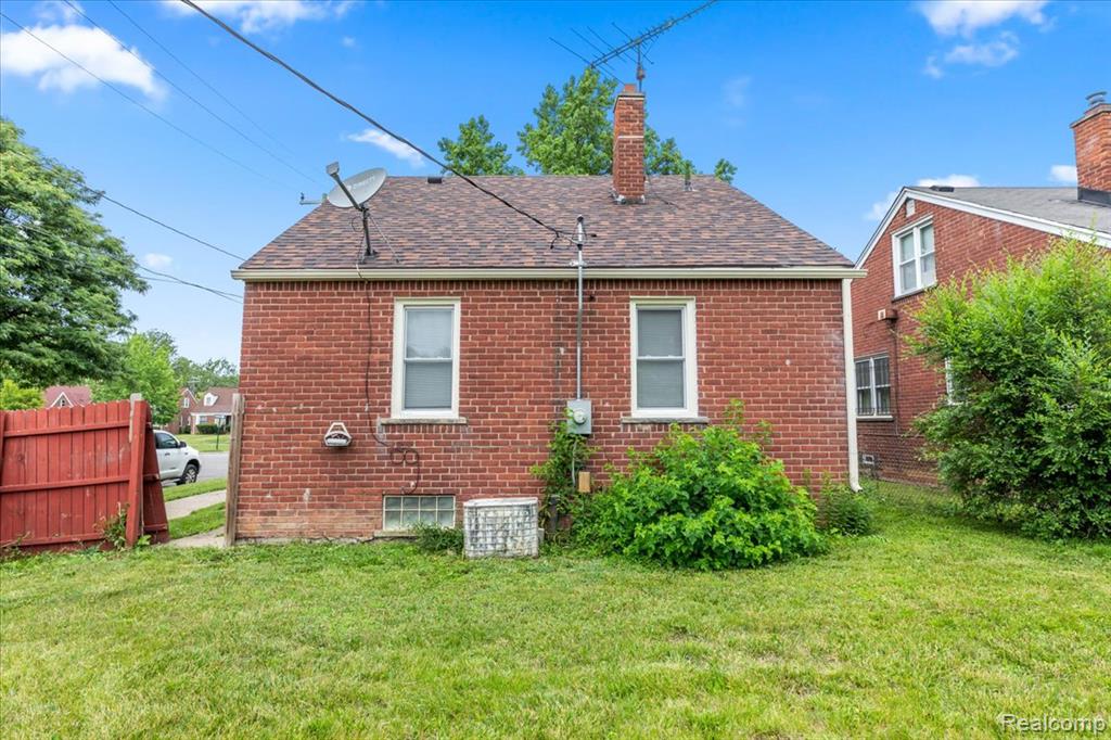 8355 W Outer Drive, Detroit, MI 48219 — Photo 31