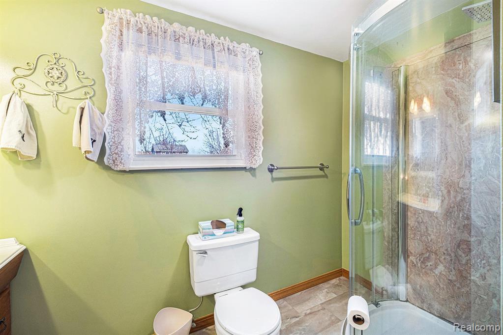 6063 E MAPLE Avenue, Grand Blanc, MI 48439 — Photo 21