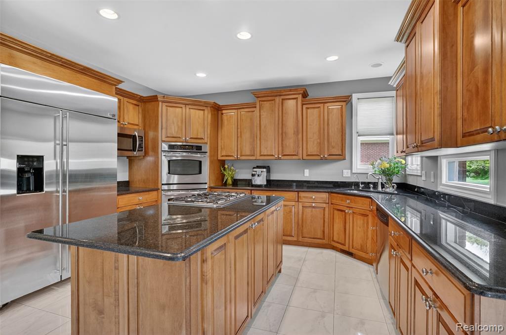 2747 Pebble Beach Drive, Oakland, MI — Photo 10