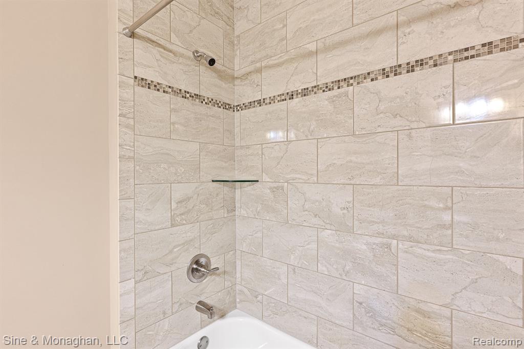 40450 JUNIPER Court, Clinton Twp, MI 48036 — Photo 7