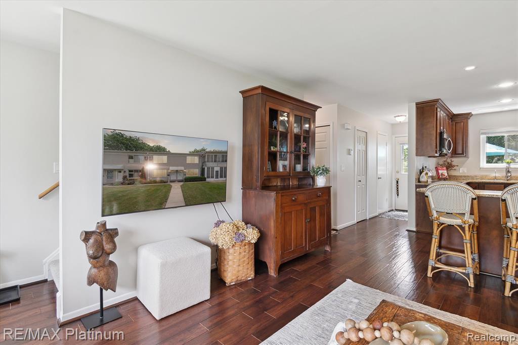 5959 Alan Drive, 53, Brighton, MI 48116 — Photo 6