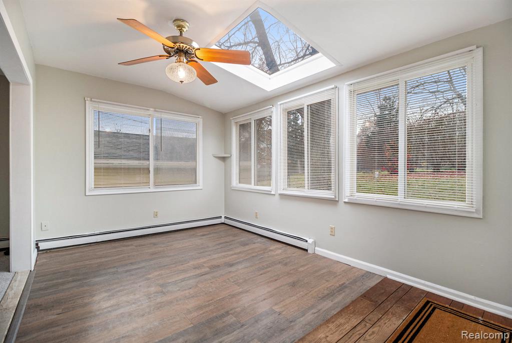 242 BROADWAY, Davisburg, MI 48350 — Photo 14