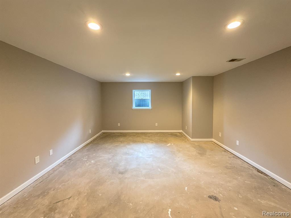 6310 MAPLE Avenue, Swartz Creek, MI 48473 — Photo 41