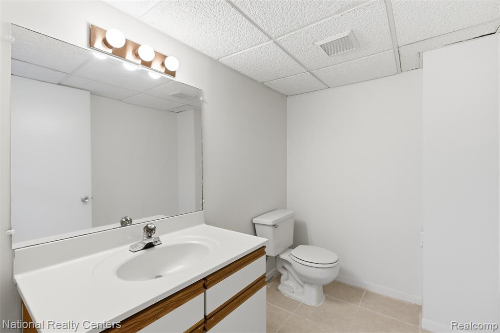 6298 Aspen Ridge Boulevard, 34, West Bloomfield, MI — Photo 28