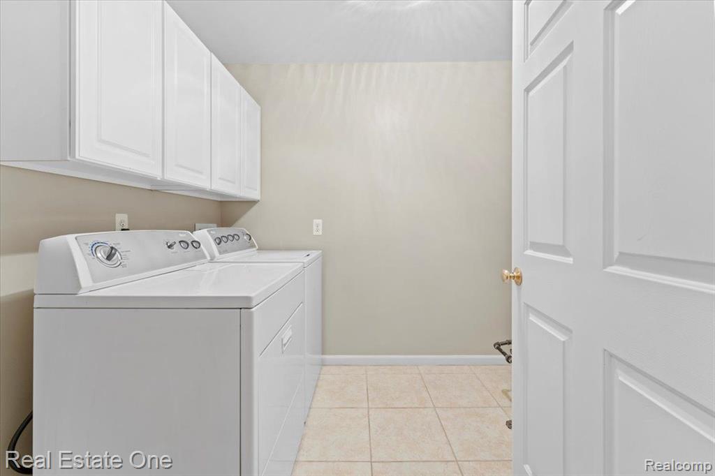 3261 WHITAKER Drive, 146, Melvindale, MI — Photo 11