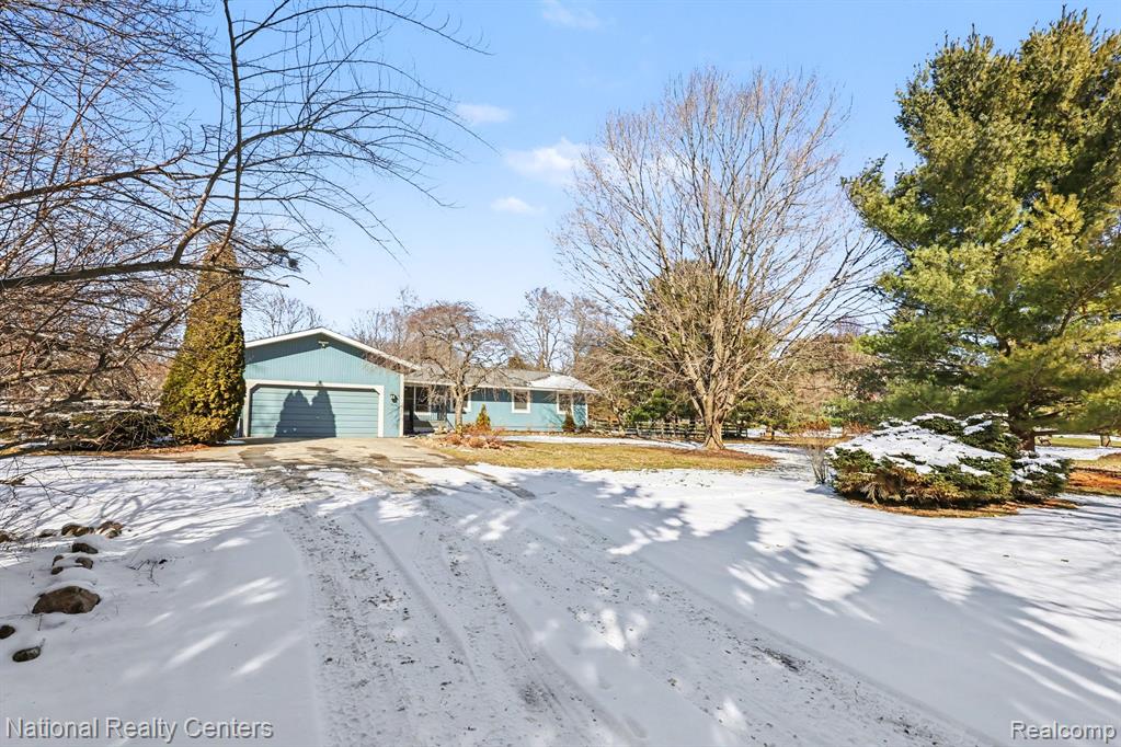 515 E Dawson Road, Milford, MI 48381 — Photo 27