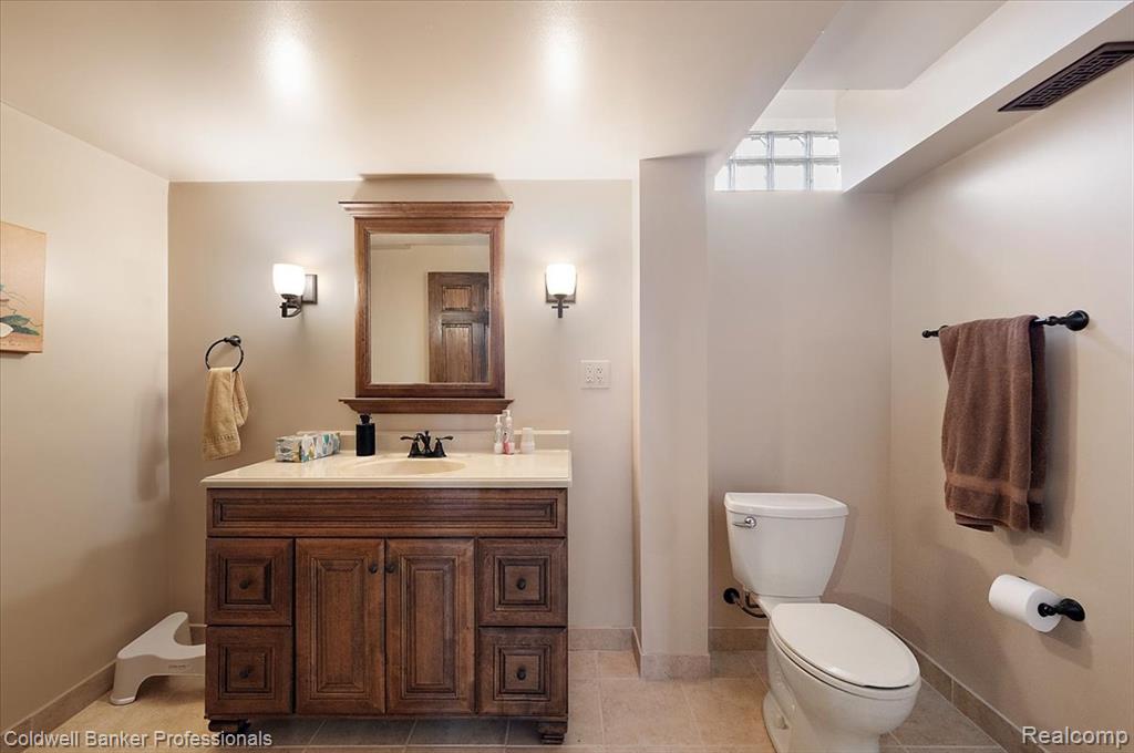 3406 Riverside Court, Canton, MI 48188 — Photo 48