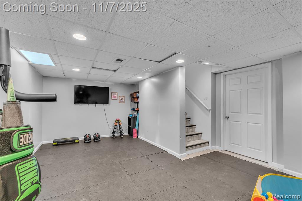 8522 Berkshire Drive, Ypsilanti, MI 48198 — Photo 33
