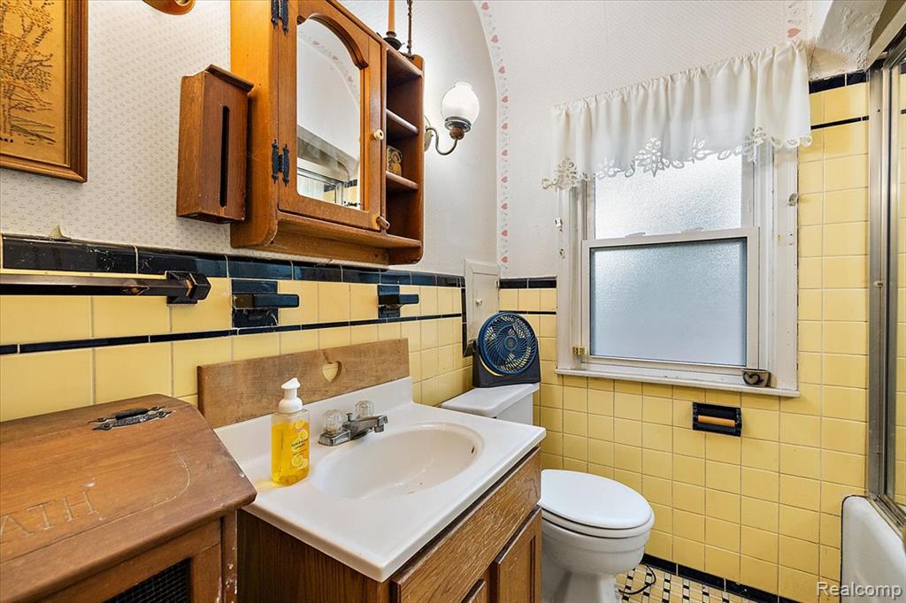 1815 Edgewood Boulevard, Berkley, MI 48072 — Photo 46