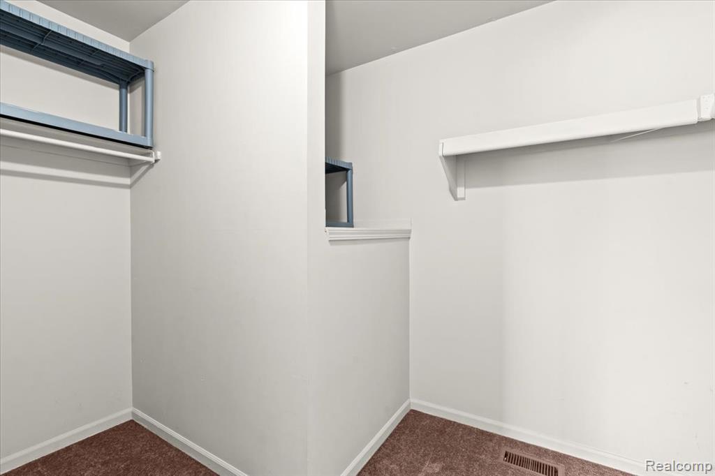 50105 N Jimmy Court, New Baltimore, MI 48047 — Photo 17