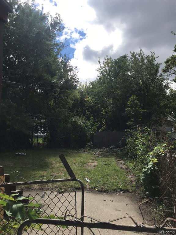 7137 TUXEDO Street, Detroit, MI 48204 — Photo 5