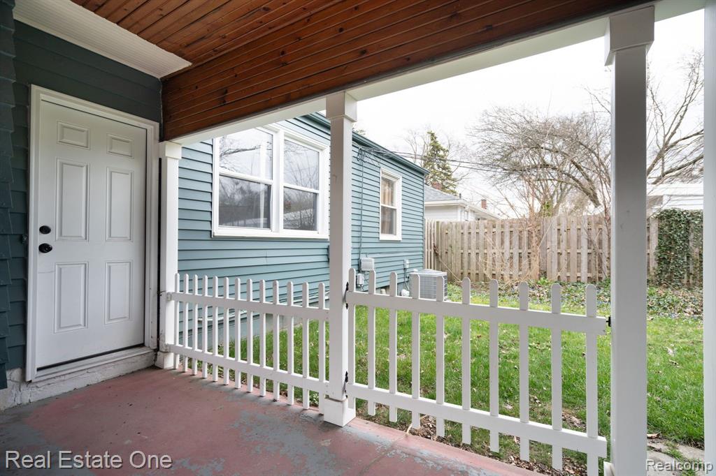 4727 OLIVIA AVENUE, Royal Oak, MI 48073 — Photo 27