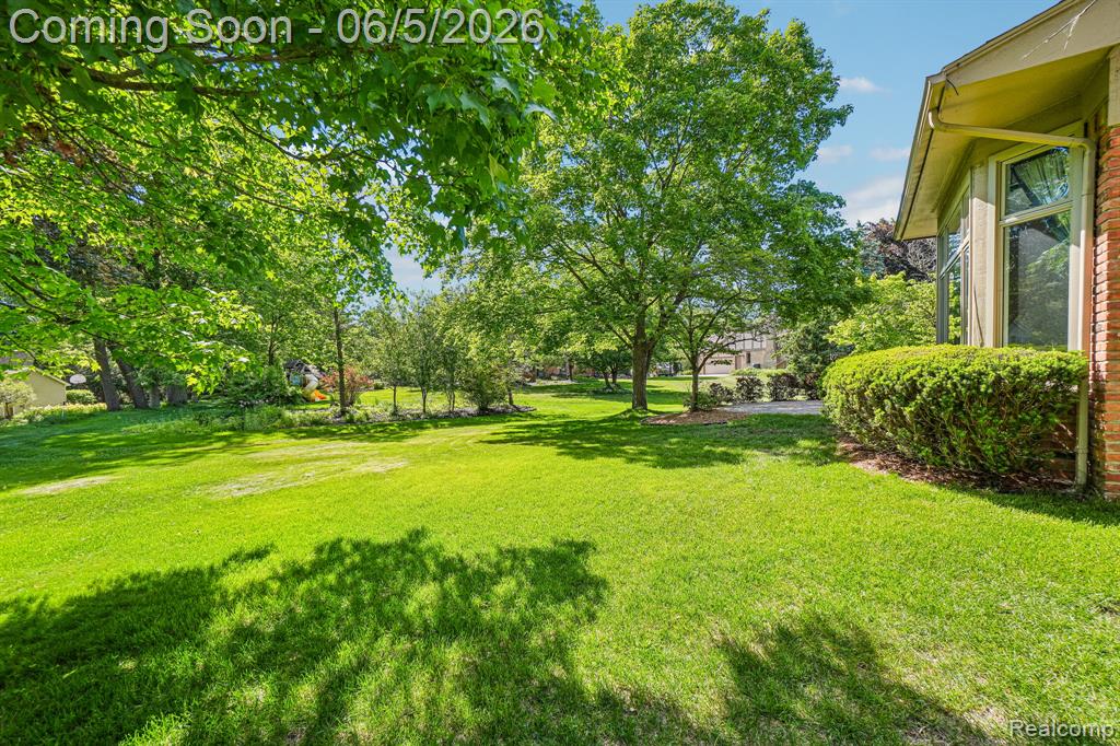 4523 Rivers Edge Drive, Troy, MI 48098 — Photo 52