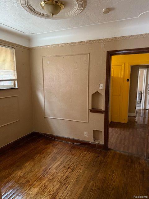 4830 GRAYTON Street, Detroit, MI 48224 — Photo 3