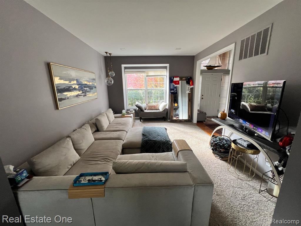 49325 E Central Park, Shelby Twp, MI 48317 — Photo 6