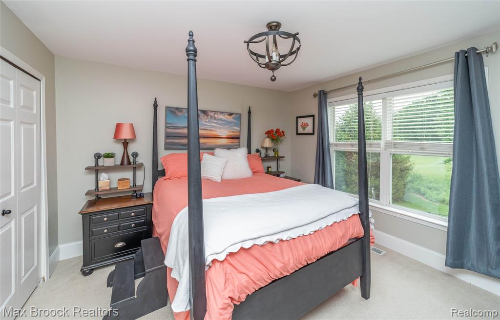 1478 Courtney Court, Hartland, MI 48353 — Photo 47