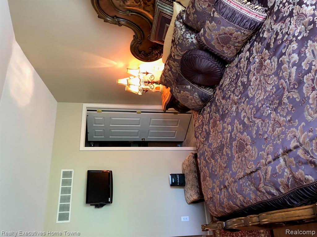 838 Red Run Drive, Troy, MI 48085 — Photo 21