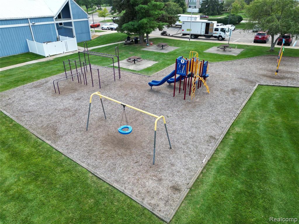 20864 E Glen Haven Circle, Northville, MI 48167 — Photo 53