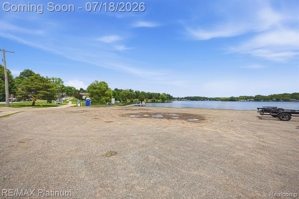 621 N Court Street, Howell, MI 48843 — Photo 65