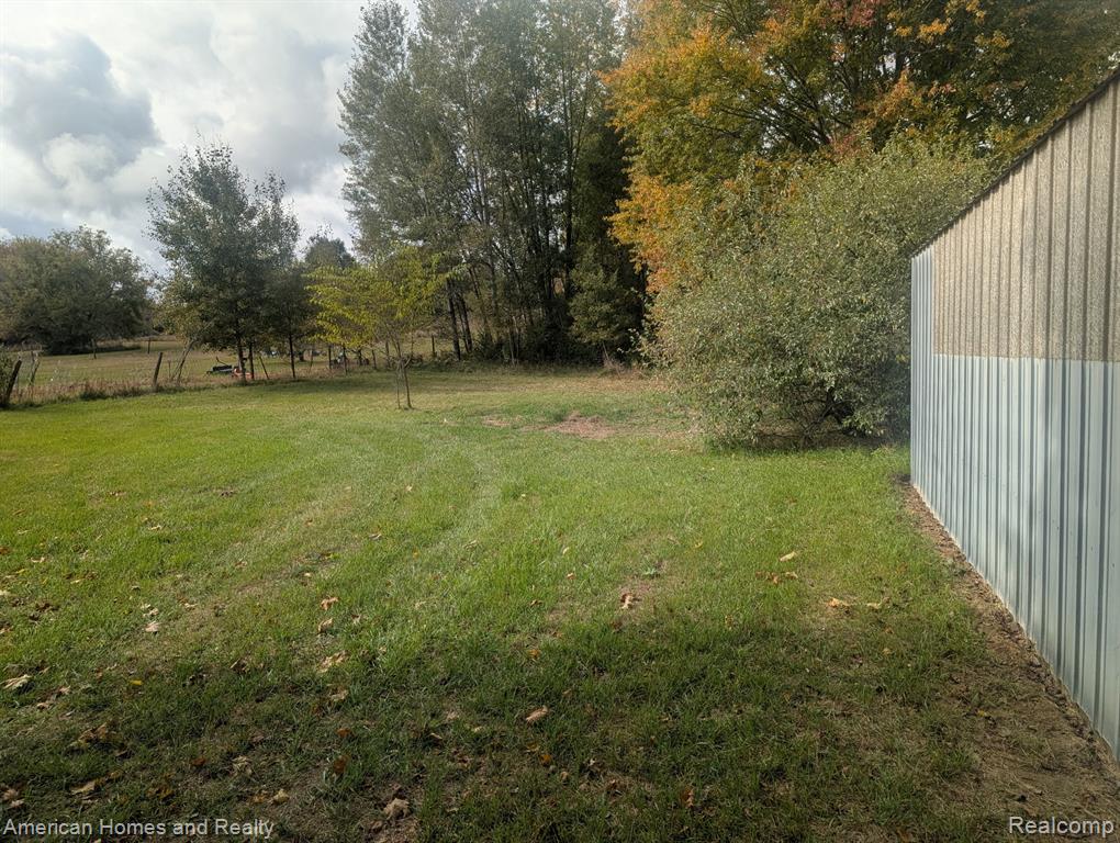 6585 N Lake Road, Otter Lake, MI 48464 — Photo 10