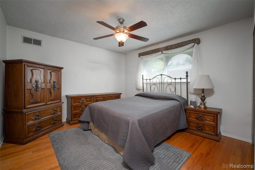 42929 Versailles Road, Canton, MI 48187 — Photo 19
