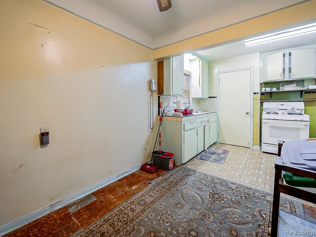15411 Lahser Road, Detroit, MI 48223 — Photo 6