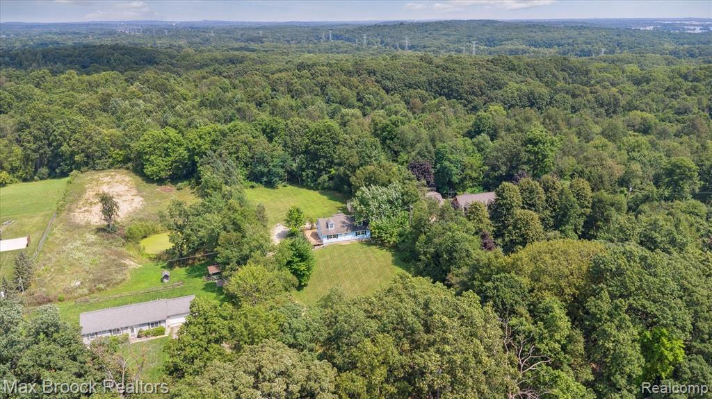 7669 Pontiac Lake Road, White Lake, MI — Photo 42
