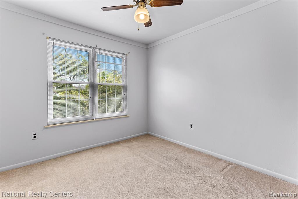 39525 VILLAGE WOOD Road, Novi, MI — Photo 23