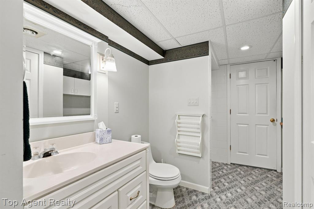 48659 Sundance Court, Utica, MI 48315 — Photo 29