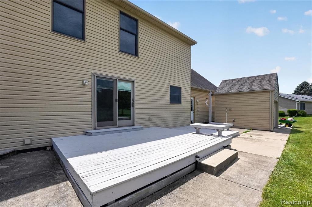 6888 Slawski Drive, Fowlerville, MI 48836 — Photo 46