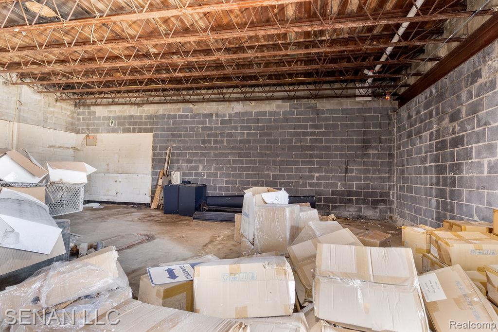 465 S Schaefer Highway, Detroit, MI 48217 — Photo 9