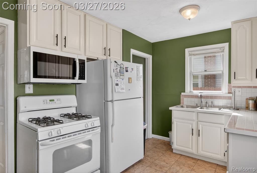 6812 Polk Street, Taylor, MI 48180 — Photo 11