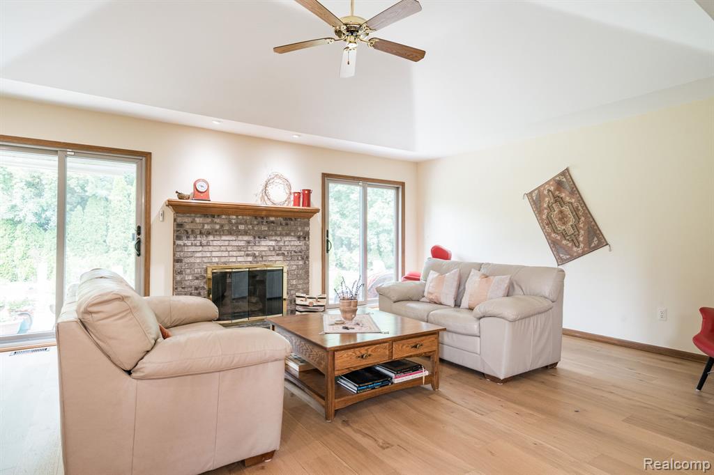 6821 Carriage Creek Drive, Washington, MI — Photo 8